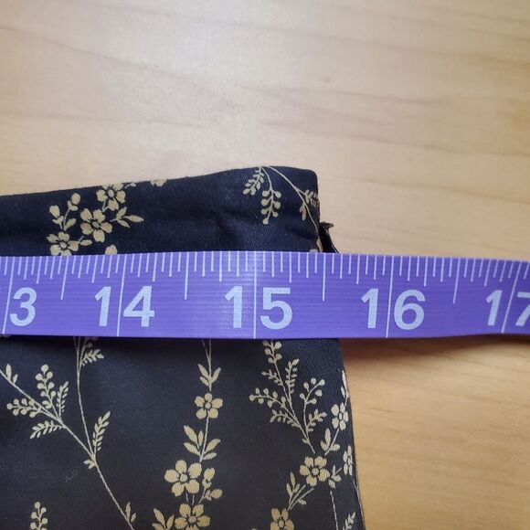 Ann Taylor Black & Taupe Floral Vine Print Fully Lined Dressy Cropped Pants - Picture 9 of 12